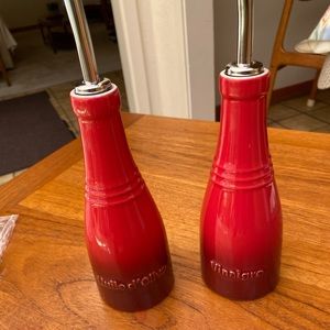 Le Creuset Oil & Vinegar Set Cerise $59
